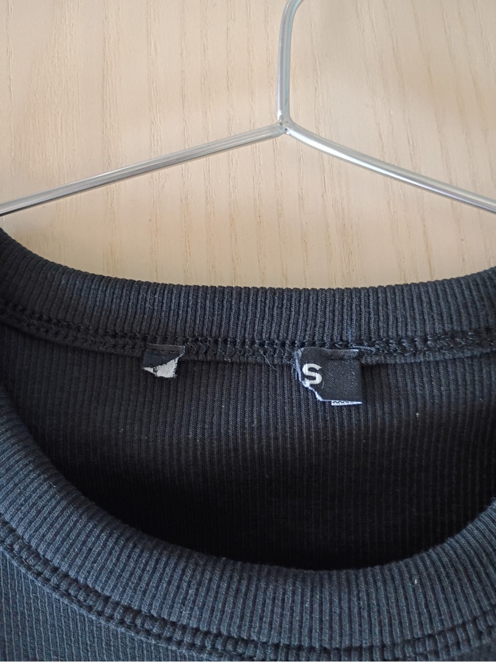 Express Black Ruffle Sleeve Tee - Picture 3 of 4